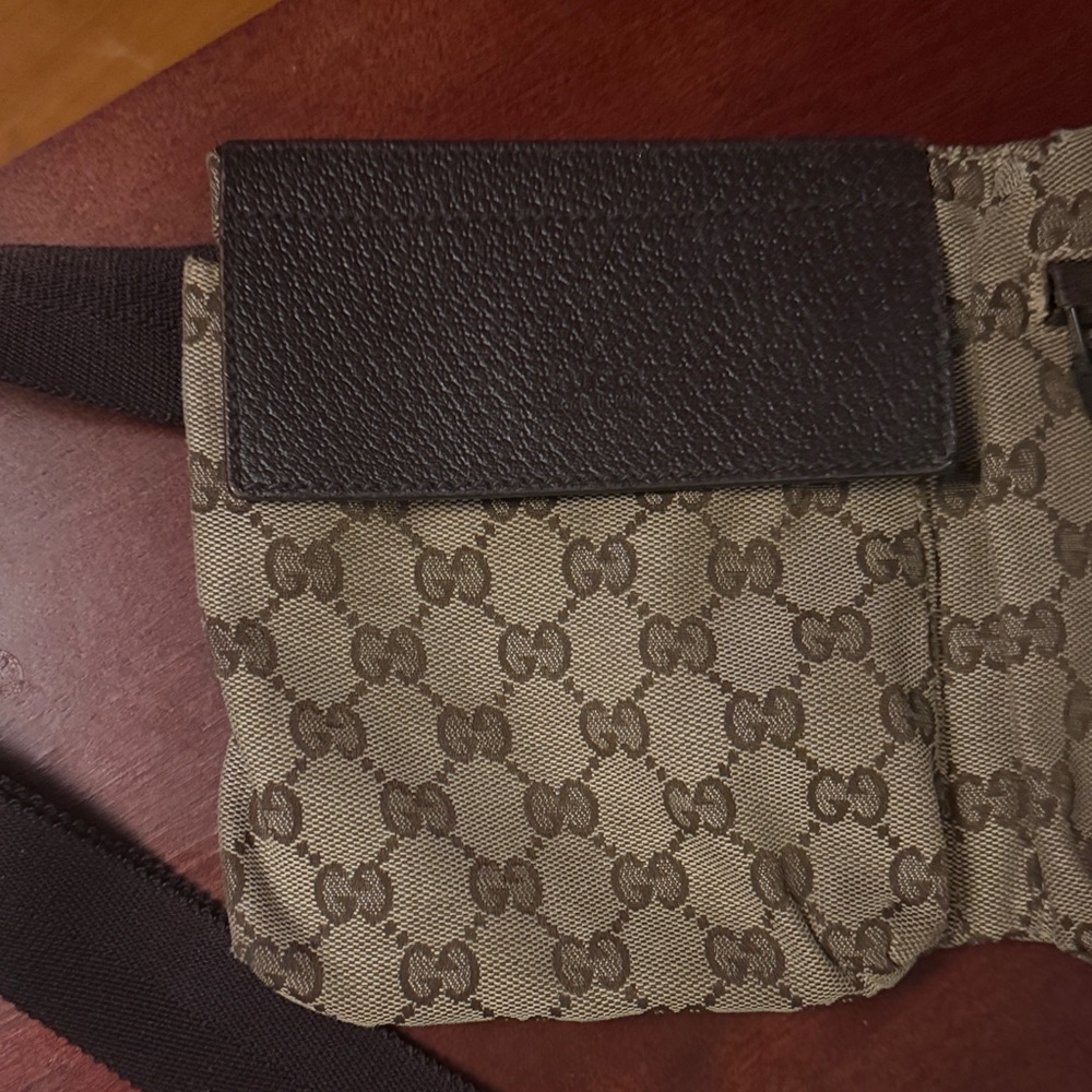Gucci Beige and Brown Monogram Belt Bag - Picture 3 of 9